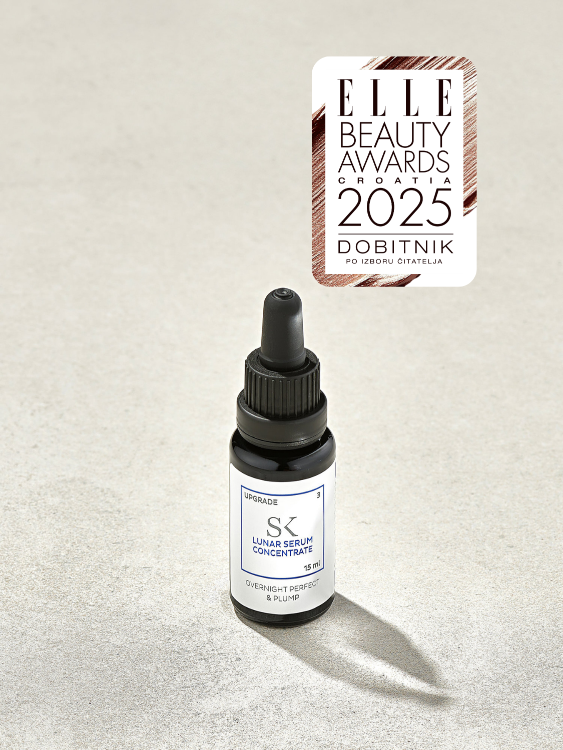 Skintegra Lunar serum concentrate s peptidima i probiotičkim fermentima u bočici sa Elle nagradom